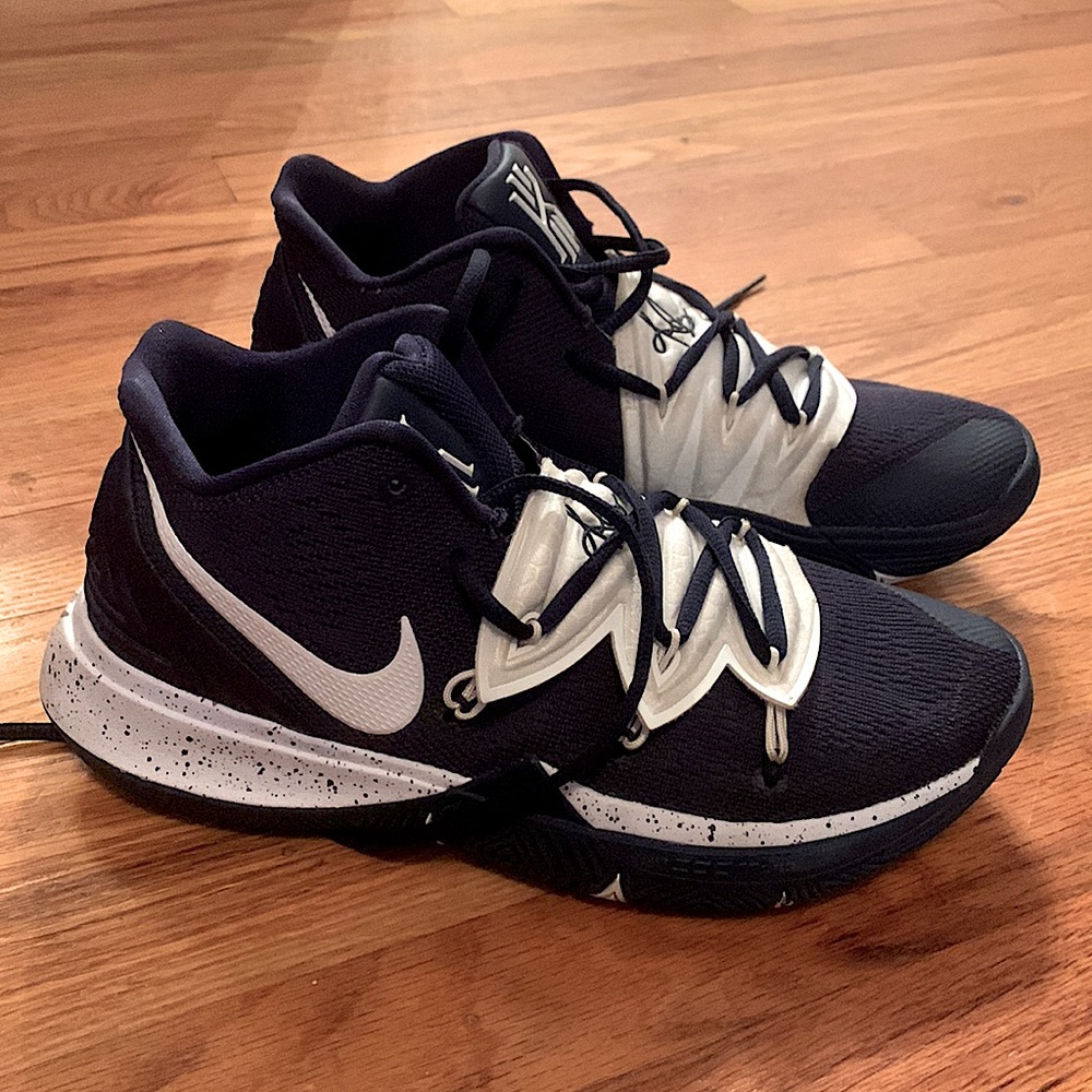 nike kyrie 5 basketball shoes